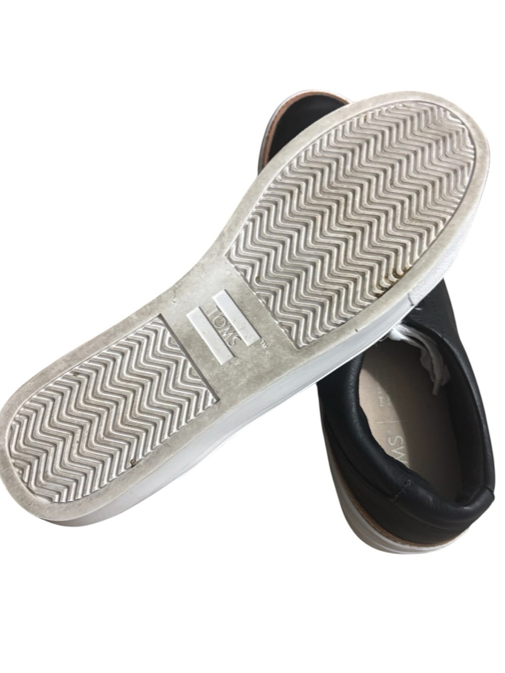 TOMS Alex Black Leather Sneakers with White Laces and White Sole Size 8.5 - Picture 9 of 10